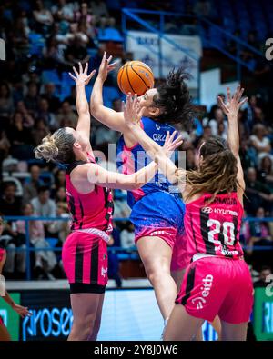 Ferrol, Espagne. 05 octobre 2024. Liga Femenina Endesa panier. Baxi Ferrol contre Kutxabank Araski. Crédit : Ismael Miján/Alamy Live News Banque D'Images