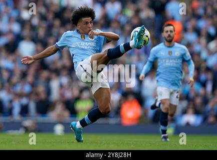 Manchester, Royaume-Uni. 5 octobre 2024. Rico Lewis de Manchester City lors du match de premier League à l'Etihad Stadium, Manchester. Le crédit photo devrait se lire : Andrew Yates/Sportimage crédit : Sportimage Ltd/Alamy Live News Banque D'Images