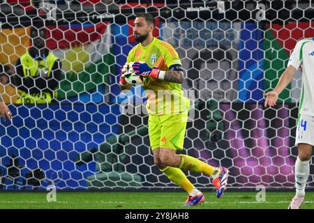 EM 2024 : Spanien - Italien AM 20.06.2024 in der Veltins Arena in Gelsenkirchen gardien de but Gianluigi Donnarumma (ITA) Foto : osnapix Banque D'Images
