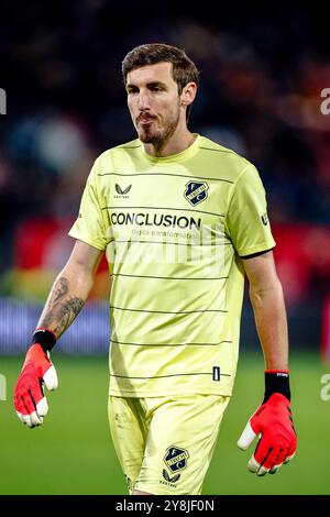 UTRECHT, 05-10-2024, Stadium Galgenwaard, football néerlandais, Eredivisie, saison 2024/2025, pendant le match FC Utrecht - RKC Waalwijk, le gardien de but FC Utrecht Vasilis Barkas crédit : Pro Shots/Alamy Live News Banque D'Images