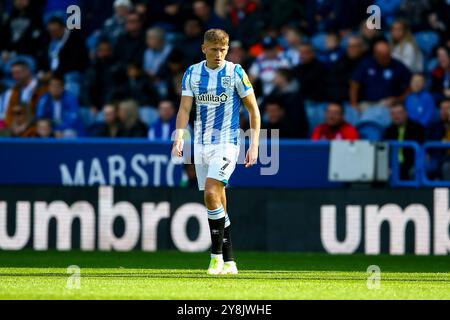 John Smith's Stadium, Huddersfield, Angleterre - 5 octobre 2024 Callum Marshall (7) de Huddersfield Town - pendant le match Huddersfield Town v Barnsley, Sky Bet League One, 2024/25, John Smith's Stadium, Huddersfield, Angleterre - 5 octobre 2024 crédit : Arthur Haigh/WhiteRosePhotos/Alamy Live News Banque D'Images