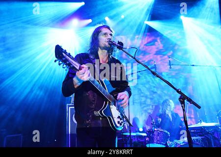 Londres, Royaume-Uni. 05 octobre 2024. LONDRES, ANGLETERRE - 05 OCTOBRE : Christian Bland des Black Angels se produit au Shepherd's Bush Empire le 05 octobre 2024 à Londres, Angleterre. CAP/Mar © Mar/Capital Pictures crédit : Capital Pictures/Alamy Live News Banque D'Images