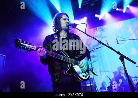 Londres, Royaume-Uni. 05 octobre 2024. LONDRES, ANGLETERRE - 05 OCTOBRE : Christian Bland des Black Angels se produit au Shepherd's Bush Empire le 05 octobre 2024 à Londres, Angleterre. CAP/Mar © Mar/Capital Pictures crédit : Capital Pictures/Alamy Live News Banque D'Images