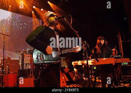 Londres, Royaume-Uni. 05 octobre 2024. LONDRES, ANGLETERRE - OCTOBRE 05 : Alex Maas de «The Black Angels» se produisant au Shepherd's Bush Empire le 05 octobre 2024 à Londres, Angleterre. CAP/Mar © Mar/Capital Pictures crédit : Capital Pictures/Alamy Live News Banque D'Images