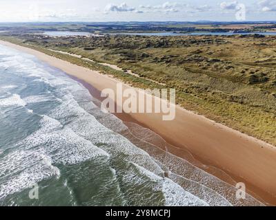 La plage et les dunes de sable de Forvie nature Reserve près de Cruden Bay, Aberdeenshire, Écosse Banque D'Images