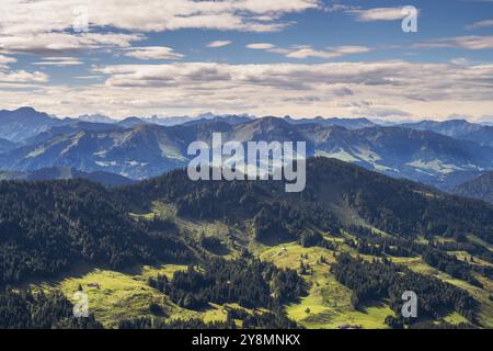 Vue depuis le Hochgrat près de Oberstaufen (Bavière, Allemagne) Banque D'Images