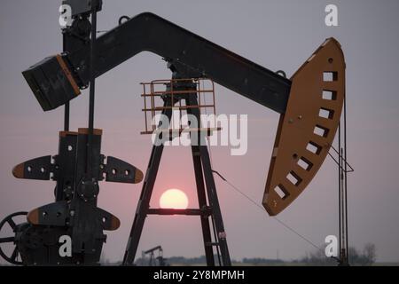 Oil Jack Saskatchewan Canada Gas Fields Energy Banque D'Images