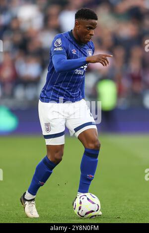 Londres, Royaume-Uni. 05 octobre 2024. Le milieu de terrain d'Ipswich Chiedozie Ogbene (21 ans) en action lors du match de West Ham United FC contre Ipswich Town FC English premier League au London Stadium, Londres, Angleterre, Royaume-Uni le 5 octobre 2024 Credit : Every second Media/Alamy Live News Banque D'Images