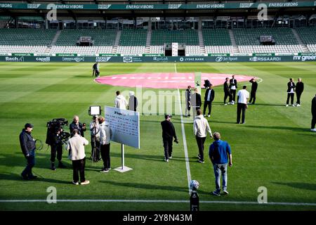 Viborg, Danemark. 06 octobre 2024. Le terrain est prêt avant le match de super ligue entre Viborg FF et AGF à Energi Viborg Arena, dimanche 6 octobre 2024. (Photo : Henning Bagger/Ritzau Scanpix) crédit : Ritzau/Alamy Live News Banque D'Images