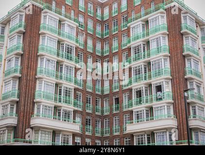 Extérieur d'un bâtiment art déco classique, Dorset House, dans Baker Street à Londres, Royaume-Uni Banque D'Images