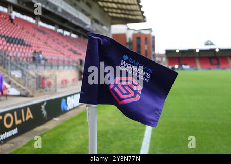 Brisbane Road, Londres, Royaume-Uni. 6 octobre 2024. Football de Super League pour femme, Tottenham Hotspur contre Liverpool ; Corner flag crédit : action plus Sports/Alamy Live News Banque D'Images