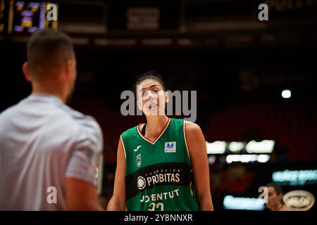 Serena Lunn Geldof du Club Joventut Badalona lors de la Liga Femenina Endesa saison régulière Round 1 le 6 octobre 2024 au Pabellon Fuente de San Luis à Valence, Espagne. (Photo de Vicente Vidal Fernandez/Sipa USA) crédit : Sipa USA/Alamy Live News Banque D'Images