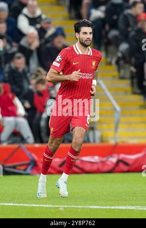 Liverpool, Royaume-Uni. 02 octobre 2024. Le milieu de terrain de Liverpool Dominik Szoboszlai (8) lors du match Liverpool FC contre Bologne FC UEFA Champions League Round 1 à Anfield, Liverpool, Angleterre, Royaume-Uni le 2 octobre 2024 Credit : Every second Media/Alamy Live News Banque D'Images