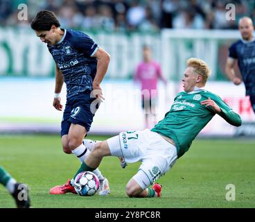 Viborg, Danemark. 06 octobre 2024. Jakob Vester de Viborg contre Eric Kahl d'AGF dans le match de super ligue entre Viborg FF et AGF à l'Energi Viborg Arena, dimanche 6 octobre 2024. (Photo : Henning Bagger /Ritzau Scanpix) crédit : Ritzau/Alamy Live News Banque D'Images