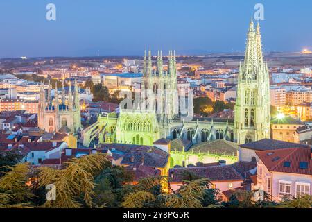 Vue aérienne de la ville de Burgos et de la Cathédrale, voie de fabrication James, Burgos, Espagne Banque D'Images