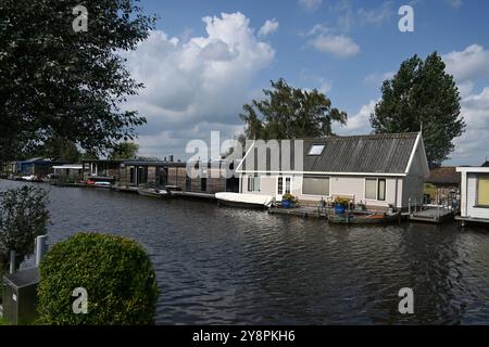 Broek in Waterland, Netherlands - 25 août 2024 : Broek in Waterland village dans la province de Hollande du Nord, situé à environ 8 km au nord-est d'Amste Banque D'Images