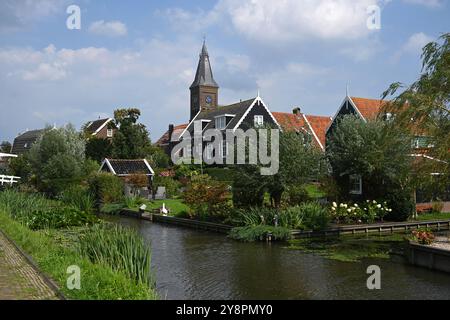 Village de pêcheurs néerlandais de Marken, pays-Bas. Marken est un village dans la région Waterland et Zaan, Hollande du Nord, pays-Bas sur une péninsule dans le I. Banque D'Images