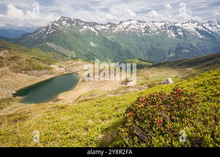 Lac Noir près de Montsapey village dans la vallée de la Maurienne, Aiguebelle, Savoie, Rhône-Alpes, France Banque D'Images