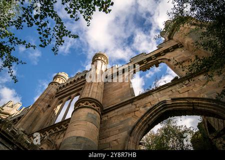 Ruines de Crawford Priory une maison abandonnée à Fife, Écosse, Royaume-Uni Banque D'Images