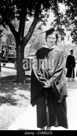 Remise de diplôme de Claudia (Lady Bird) Taylor. Claudia Alta 'Lady Bird' Johnson (née Taylor ; 1912 – 2007) est la première dame des États-Unis de 1963 à 1969 Banque D'Images