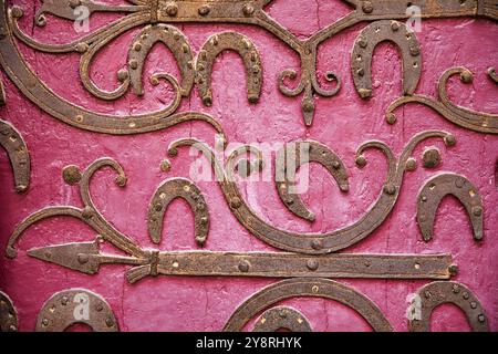 Collégiale Saint-Martin, Chablis, Yonne, Bourgogne, Bourgogne, Bourgogne, France, Europe. Banque D'Images