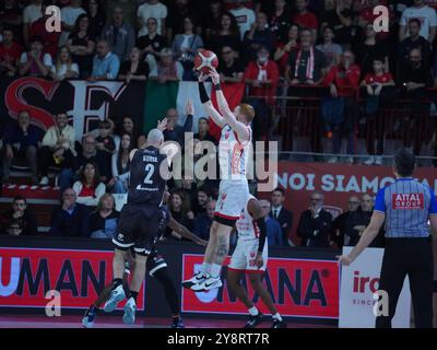 Varèse, Ita. 06 octobre 2024. Niccolò Mannion Openjobmetis Varese lors du match de championnat LBA Italie opposant Openjobmetis Varese à Bertram Derthona Tortona, à Varèse, Italie, le 5 octobre 2024 (photo de Fabio Averna/Sipa USA) crédit : Sipa USA/Alamy Live News Banque D'Images