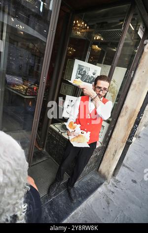 Pasticceria Sandri, bar historique / pâtisserie sur le Corso Pietro Vannucci, à Pérouse, Ombrie, Italie. Banque D'Images