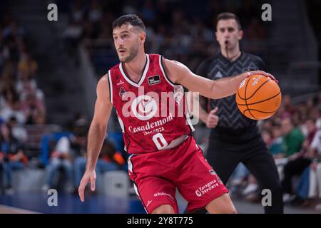 Madrid, Madrid, Espagne. 6 octobre 2024. Marco Spissu lors de la victoire du Real Madrid sur Casademont Saragosse 101 - 95 en Liga Endesa 2024/25 match de saison régulière (jour 2) au Wizink Center. (Crédit image : © Juan Carlos GarcÃ-A Mate/Pacific Press via ZUMA Press Wire) USAGE ÉDITORIAL SEULEMENT! Non destiné à UN USAGE commercial ! Banque D'Images