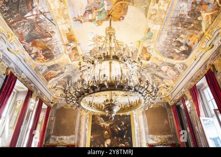 Gênes, Italie, 8 août 2023 : Palazzo Spinola, Spinola Palace antique Luxury Interior, Europe Banque D'Images