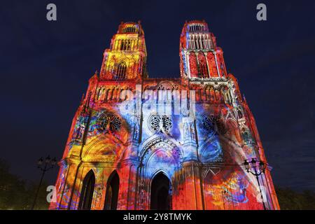 Spectacle à la cathédrale d'Orléans, Centre-Val de Loire, France, Europe Banque D'Images