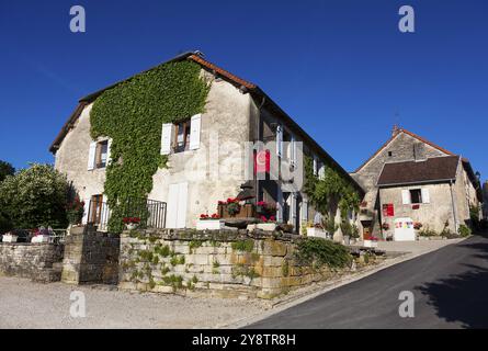 Château-Chalon, Jura, Bourgogne-Franche-Comté, France, Europe Banque D'Images