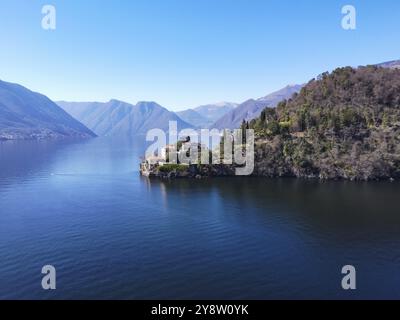 Vue aérienne de la péninsule de Villa Balbianello sur le lac de Côme Banque D'Images