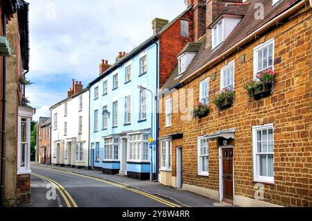 Maisons d'époque, Park Street, Towcester, Northamptonshire, Angleterre, Royaume-Uni Banque D'Images