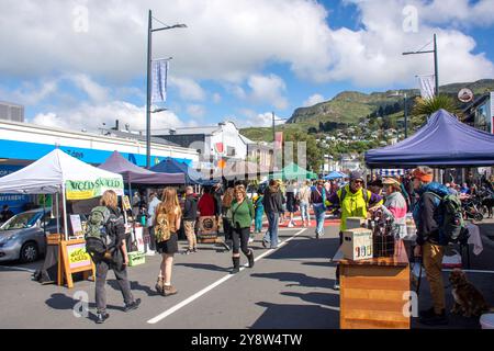 Étals de marché à Lyttelton Farmer's Market, Lyttelton, Lyttelton Harbour, Banks Peninsula, Canterbury Region, nouvelle-Zélande Banque D'Images