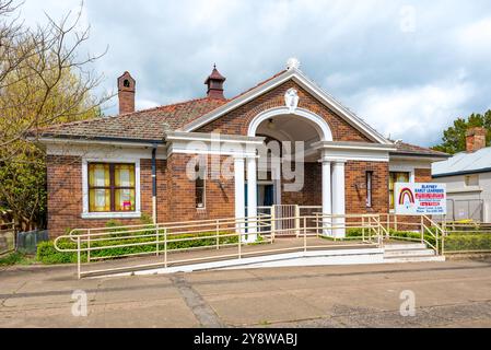 Le Children's Day Care Centre à Blayney, en Nouvelle-Galles du Sud, en Australie est un bâtiment de style académique classique construit en 1934 entre-deux-guerres Banque D'Images