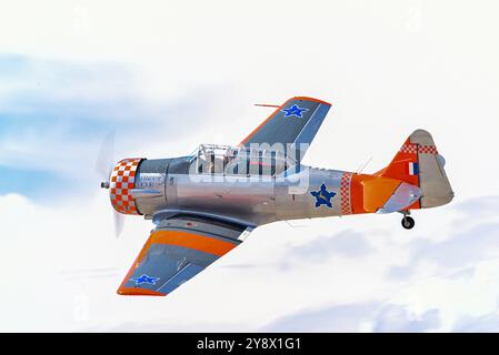 Sivrihisar Eskisehir Turkiye 09 21 2024 1953 NORTH AMERICAN T-6G TEXAN Happy Hour au SHG Air Show Banque D'Images