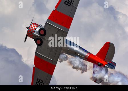 Sivrihisar Eskisehir Turkiye 09 21 2024 1953 NORTH AMERICAN T-6G TEXAN Happy Hour au SHG Air Show Banque D'Images