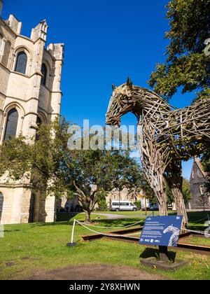 Canterbury War Horse Memorial, Mémorial pour les chevaux morts pendant la première Guerre mondiale, Cathédrale de Canterbury, Canterbury, Kent, Angleterre, UK, GB. Banque D'Images