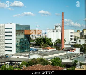 Brésil, 5 octobre 2024 : centre-ville de Curitiba, Paraná Banque D'Images