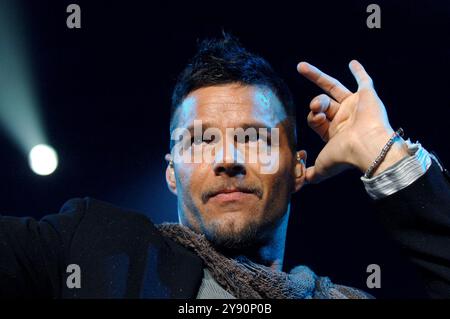Milan Italie 06/2006 : Ricky Martin, chanteur portoricain, lors du concert live au Forum Assago Banque D'Images