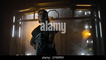 Alien : Romulus est un film d'horreur de science-fiction américain réalisé par Fede Álvarez et écrit par Álvarez et Rodo Sayagues sorti en 2024. Cette photographie est réservée à un usage éditorial et est protégée par les droits d'auteur de la société cinématographique et/ou du photographe désigné par la société de production et ne peut être reproduite que par des publications en liaison avec la promotion du film ci-dessus. Un crédit obligatoire à la société cinématographique est requis. Le photographe doit également être crédité lorsqu'il est connu. Banque D'Images