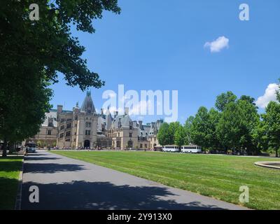 Asheville, Caroline du Nord - 14 juin 2021 - le domaine Biltmore appartenant à la famille Vanderbilt et la plus grande maison américaine. Banque D'Images