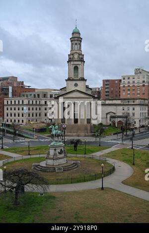 Washington, DC - 23 mars 2024 : National City Christian Church au Thomas Circle Park à Washington, DC. Banque D'Images