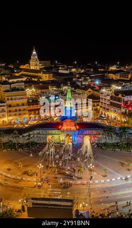 Belle vue aérienne de la ville de Carthagène dans la ville coloniale fortifiée et le monument de la tour de l'horloge Banque D'Images