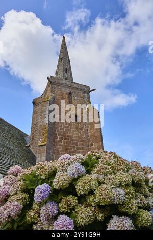 Chapelle de la Clarte notre Dame de la Clarte. Église construite entre le XVe et le XVIIIe siècles en style gothique breton, édifice religieux, Perros-G. Banque D'Images