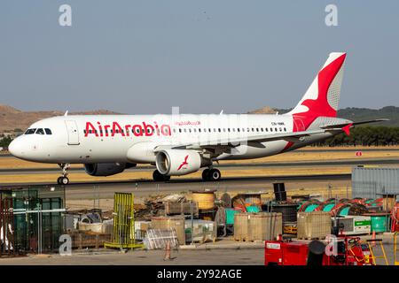 Airbus A320 de la compagnie aérienne Air Arabia à l'aéroport de Madrid Barajas. Banque D'Images