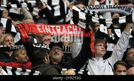 Francfort, Deutschland. 06 octobre 2024. Fans von Eintracht. Frankfurt fotografiert beim Fußball Bundesliga Spiel Eintracht Frankfurt gegen den FC. Bayern München. AM 6.9.2024 à Francfort. Crédit : dpa/Alamy Live News Banque D'Images