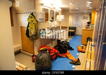 Des quaters vivants sous le pont à bord du Kirkella. Le Kirkella est un chalutier congélateur britannique de morue et d'églefin basé à Kingston upon Hull, en Angleterre. Kirkel Banque D'Images