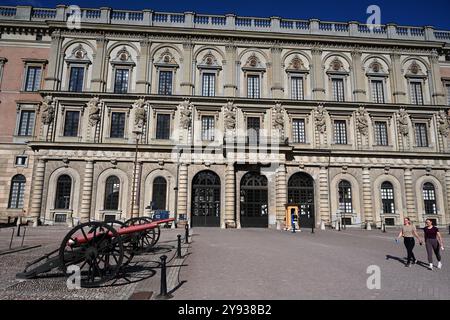 Stockholm, Suède - 29 juillet 2024 : le Palais de Stockholm ou le Palais Royal (Kungliga slottet) est la résidence officielle et le palais royal majeur du SW Banque D'Images