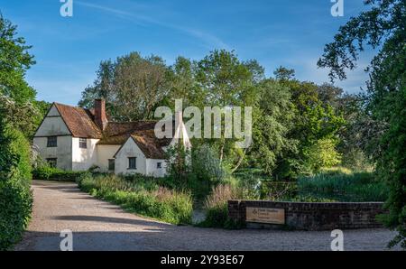 Willy Lotts Cottage fait partie du groupe Flatford Mill peint par John Constable. Banque D'Images